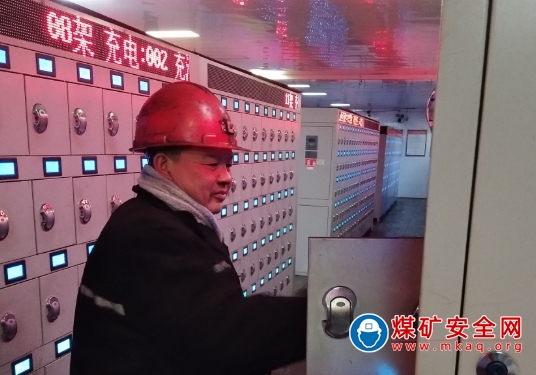 加强班组建设筑牢一线安全根基——记山西焦煤“六型”建设模范班组获得者综掘一队刘文泰检修班组